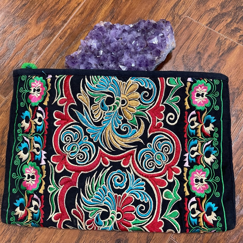 Wabilu Floral Embroidered Boho Wristlet Women Girls Evening Clutch Bags Handbags
